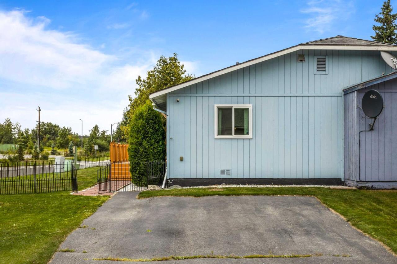 Updated Townhome Near Airport And Shopping! Anchorage Exterior photo