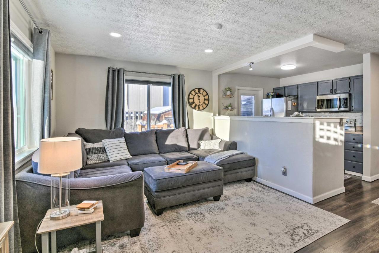 Updated Townhome Near Airport And Shopping! Anchorage Exterior photo