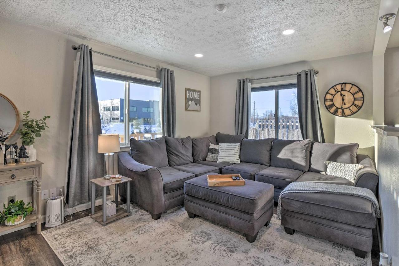 Updated Townhome Near Airport And Shopping! Anchorage Exterior photo