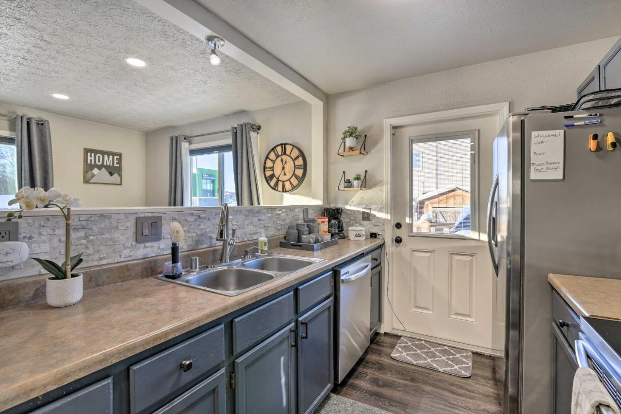 Updated Townhome Near Airport And Shopping! Anchorage Exterior photo