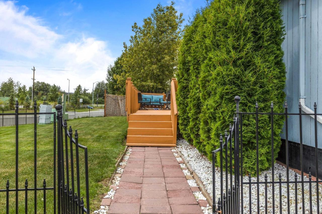 Updated Townhome Near Airport And Shopping! Anchorage Exterior photo